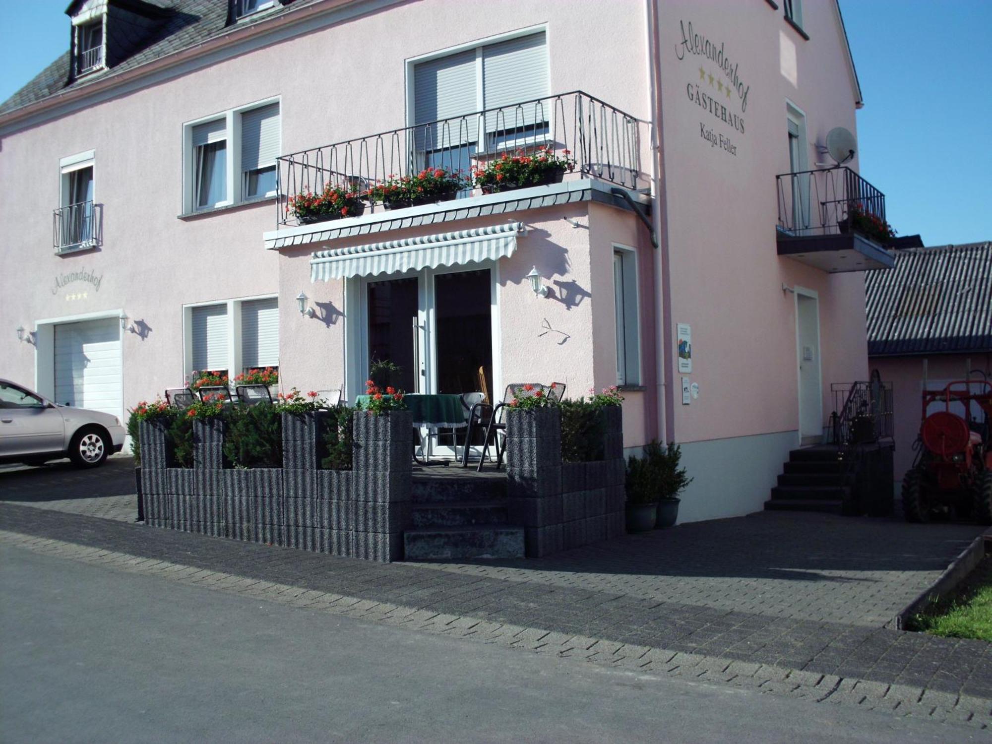 Gaestehaus Alexanderhof 라이웬 외부 사진